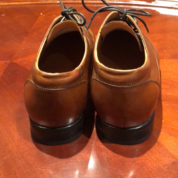 BROWN LEATHER DRESS SHOES - Picture 4 of 5
